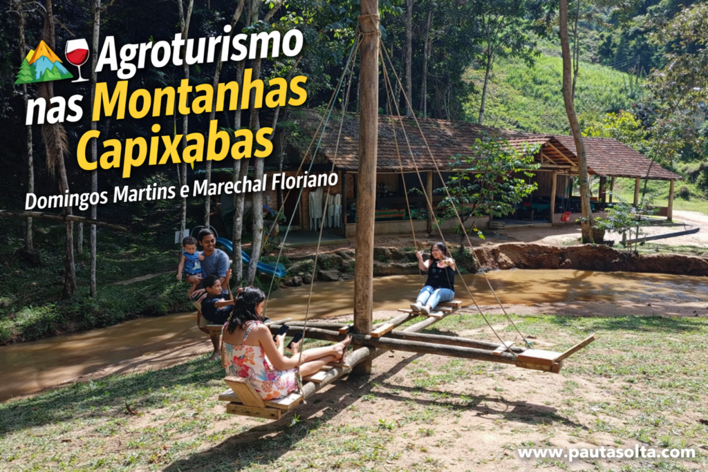 Agroturismo nas montanhas capixabas com família aproveitando balanço rústico à beira de um riacho em área rural de Marechal Floriano, destacando lazer, natureza e turismo rural no Espírito Santo.