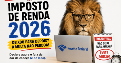 Imagem horizontal no estilo editorial da Revista Pauta Solta sobre o Imposto de Renda 2026. À esquerda, o título “Imposto de Renda 2026” aparece em letras grandes e estilizadas, acompanhado da chamada “Deixou para depois? A multa não perdoa!”. À direita, um leão usando óculos encara o leitor atrás de um notebook com a logomarca da Receita Federal. A composição é clara, clean e provocativa, com elementos visuais remetendo à reta final do prazo de entrega da declaração.