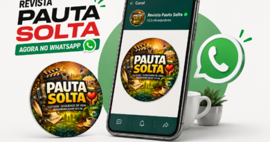 Ilustração promocional da Revista Pauta Solta no WhatsApp. A imagem apresenta um smartphone exibindo o canal oficial da revista, acompanhado do logotipo circular do canal e do ícone do WhatsApp em destaque. Em um design limpo e moderno, o título “Revista Pauta Solta Agora no WhatsApp” aparece à esquerda, reforçando o acesso a conteúdos jornalísticos, análises e informações de qualidade. Na parte inferior, o endereço www.pautasolta.com está destacado sobre fundo claro e minimalista.